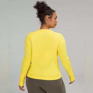 LULULEMON Swiftly Tech Long Sleeve Shirt 
Race Length size 16 yellow